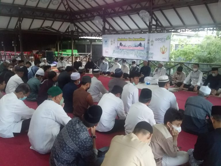 Tak-Peduli-Hujan.jpeg