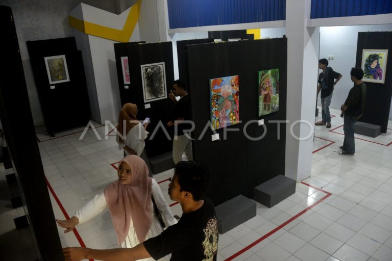 pameran-karya-seni-rupa-mahasiswa-12txh-dom.jpg