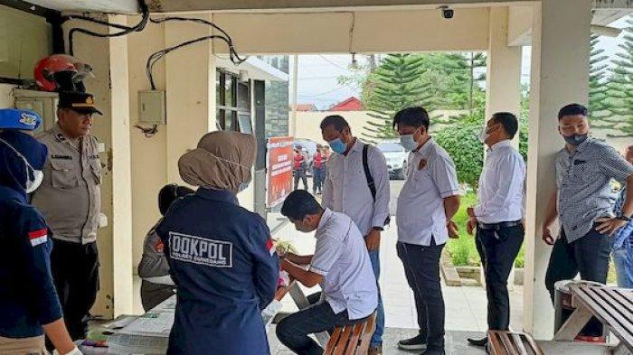 tes-urine-polisi-Sumedang.jpg